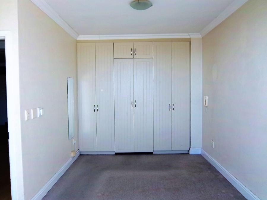 To Let 2 Bedroom Property for Rent in Strand North Western Cape